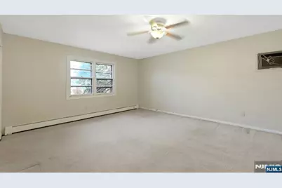 264 Lincoln Place, Garfield, NJ 07026 - Photo 17