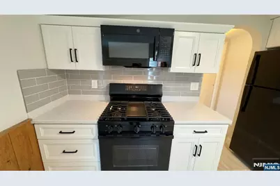 163 Center Street 2 #2, New Milford, NJ 07646 - Photo 11