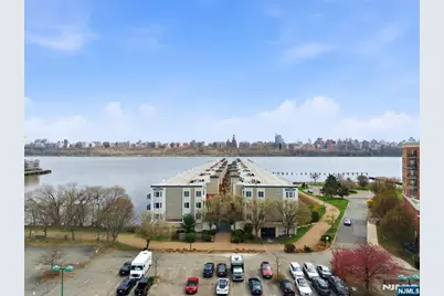 324 The Promenade, Edgewater, NJ 07020 - Photo 9
