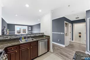 324 The Promenade, Edgewater, NJ 07020 - Photo 11