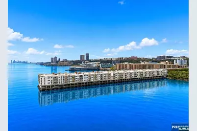 324 The Promenade, Edgewater, NJ 07020 - Photo 5