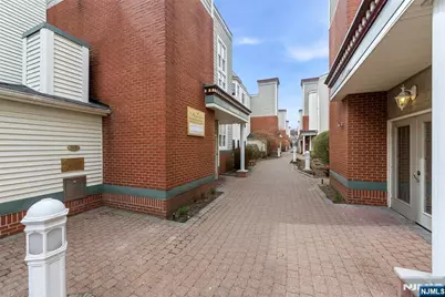 324 The Promenade, Edgewater, NJ 07020 - Photo 37