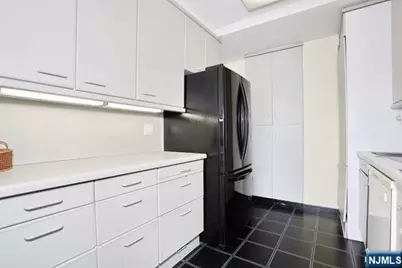 3 Horizon Road 815 #815, Fort Lee, NJ 07024 - Photo 15