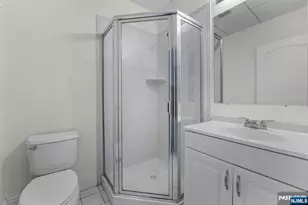 1 Euclid Rd, Fort Lee, NJ 07024 - Photo 39