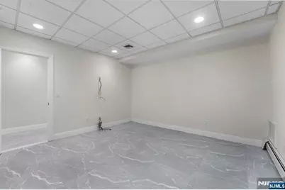 1 Euclid Road, Fort Lee, NJ 07024 - Photo 37