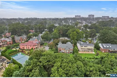 1 Euclid Road, Fort Lee, NJ 07024 - Photo 49