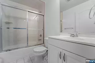 1 Euclid Rd, Fort Lee, NJ 07024 - Photo 43