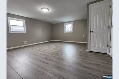 111 Church Street, Lodi, NJ 07644 - Photo 11