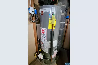 111 Church Street, Lodi, NJ 07644 - Photo 21