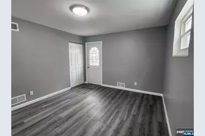 111 Church Street, Lodi, NJ 07644 - Photo 9