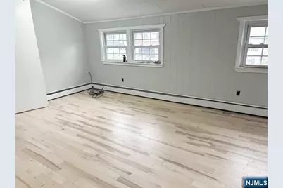 71 Day Avenue, Tenafly, NJ 07670 - Photo 9