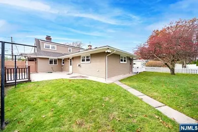 71 Day Avenue, Tenafly, NJ 07670 - Photo 17