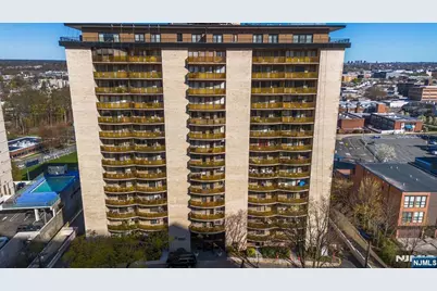 150 Overlook Avenue 8J #8J, Hackensack, NJ 07601 - Photo 1