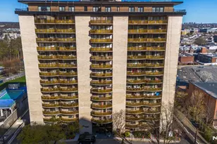 150 Overlook Ave 8J, Hackensack, NJ 07601 - Photo 1