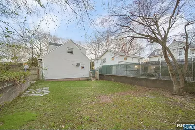 2 Elizabeth Street, Ridgefield, NJ 07657 - Photo 7