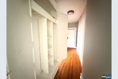 17 Elwood Place 305 #305, Newark, NJ 07104 - Photo 5