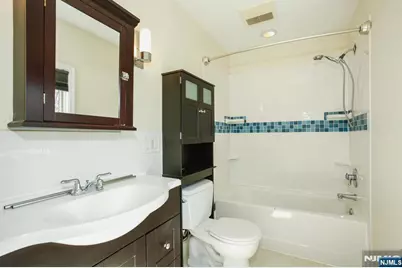 126 Morningside Road, Paramus, NJ 07652 - Photo 9