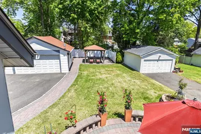 87 W Forest Avenue, Teaneck Township, NJ 07666 - Photo 23