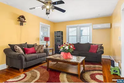 87 W Forest Avenue, Teaneck Township, NJ 07666 - Photo 3