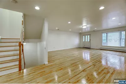 425 West Street B #B, Fort Lee, NJ 07024 - Photo 3