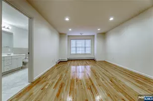 425 West Street B, Fort Lee, NJ 07024 - Photo 13