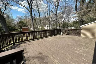 24 Willow St, Bergenfield, NJ 07621 - Photo 3