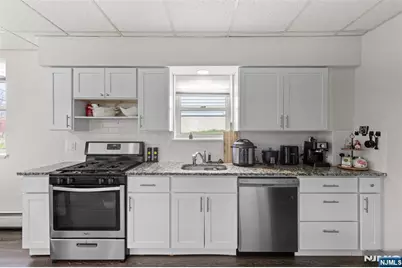 632 Chase Avenue 1 #1, Lyndhurst Township, NJ 07071 - Photo 11