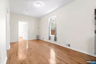 435 17th St, Newark, NJ 07103 - Photo 7