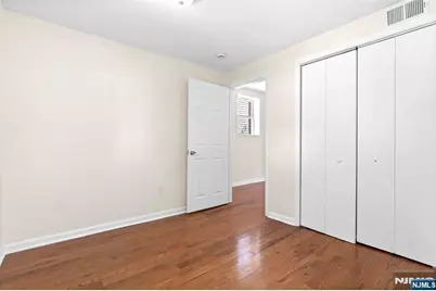 435 17th Street, Newark, NJ 07103 - Photo 31