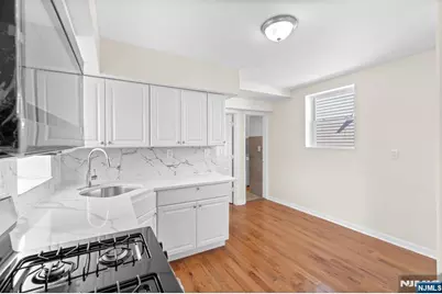 435 17th Street, Newark, NJ 07103 - Photo 29