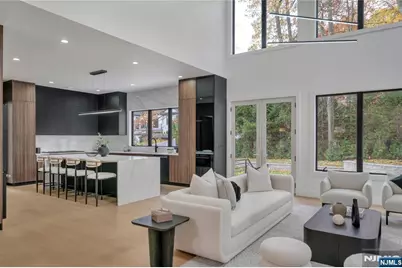 801 Godwin Road, Paramus, NJ 07652 - Photo 21