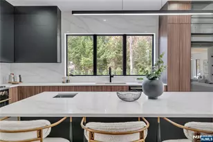 801 Godwin Rd, Paramus, NJ 07652 - Photo 25