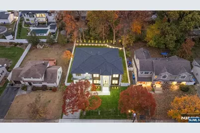 801 Godwin Road, Paramus, NJ 07652 - Photo 49