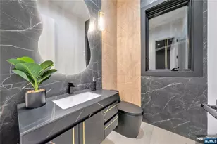 801 Godwin Rd, Paramus, NJ 07652 - Photo 31