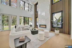 801 Godwin Rd, Paramus, NJ 07652 - Photo 5