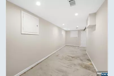 520 Prospect Place, Lyndhurst Township, NJ 07071 - Photo 27