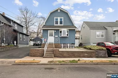 520 Prospect Place, Lyndhurst Township, NJ 07071 - Photo 1