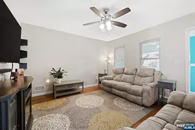 520 Prospect Place, Lyndhurst Township, NJ 07071 - Photo 15