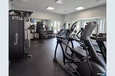 603 Ellery Court 603 #603, Edgewater, NJ 07020 - Photo 15