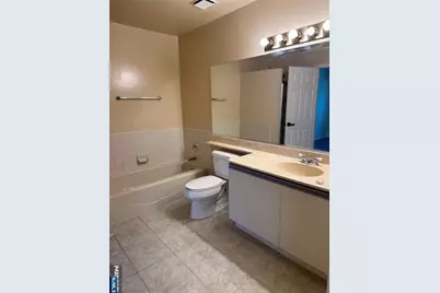 376 Village Court 2211 #2211, Fort Lee, NJ 07024 - Photo 15