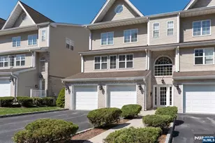 30 Mountain Ave 11, Paterson, NJ 07501 - Photo 1