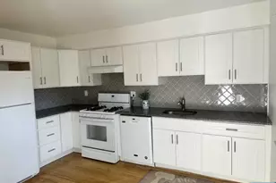 28 Roosevelt Ave, Elmwood Park, NJ 07407 - Photo 17