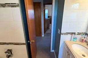 106 Rochelle Parkway 2, Saddle Brook Township, NJ 07663 - Photo 11