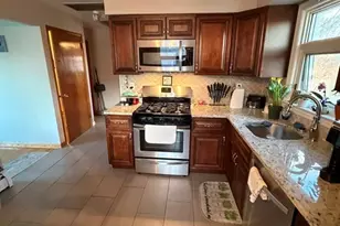 106 Rochelle Parkway 2, Saddle Brook Township, NJ 07663 - Photo 3