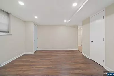 234 Columbia Avenue 19 #19, Fort Lee, NJ 07024 - Photo 9