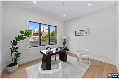 61 Edgewater Road, Cliffside Park, NJ 07010 - Photo 23