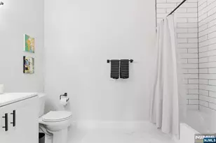 200 Paterson Ave 1A, East Rutherford, NJ 07073 - Photo 27