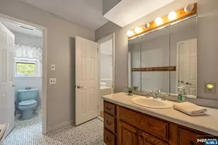 485 Eisenhower Ct, Wyckoff Township, NJ 07481 - Photo 21