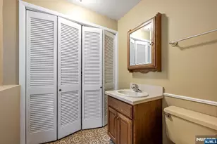 485 Eisenhower Ct, Wyckoff Township, NJ 07481 - Photo 25