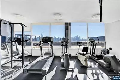 6050 Kennedy Boulevard 2E #2E, West New York, NJ 07093 - Photo 21